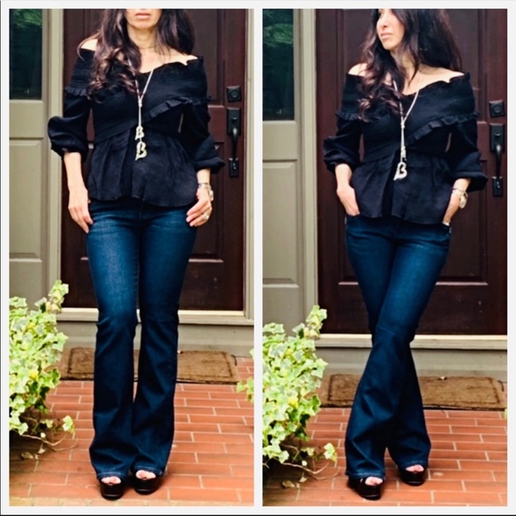 ✨LAST ONE✨Black off the shoulder gathered top - Picture 3 of 3